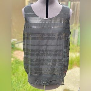 Sleeveless blouse with sequins